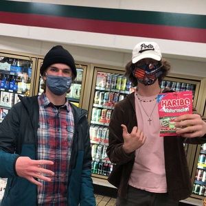 Meet your Posher, Peter